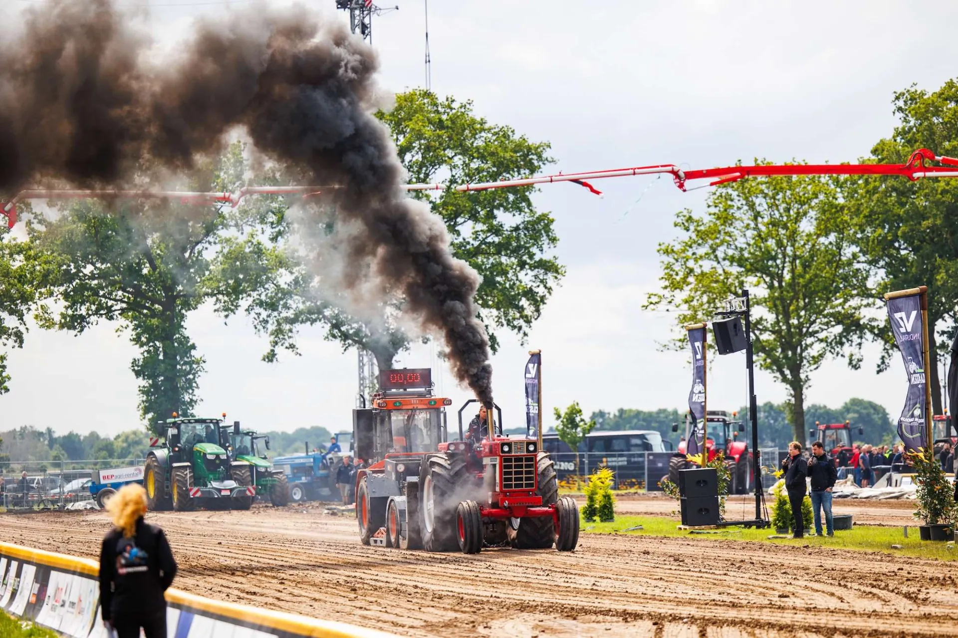 Trekkers die wedstrijd rijden